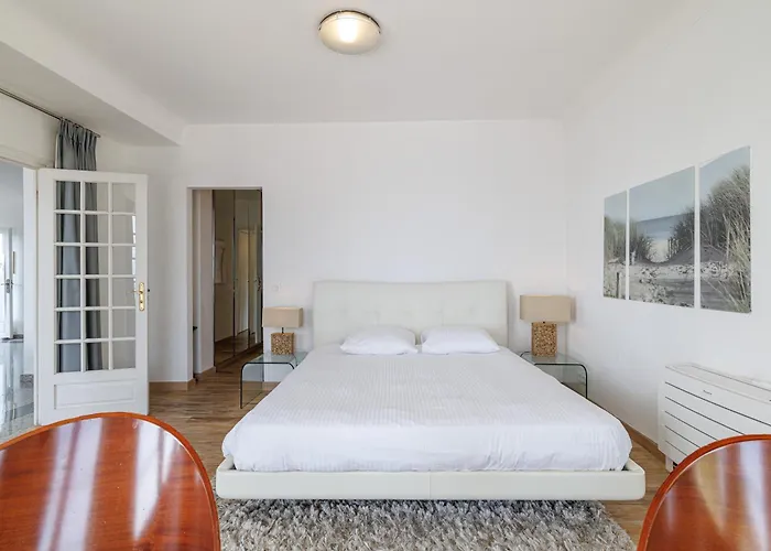 Ocean Breeze Roquebrune-Cap-Martin