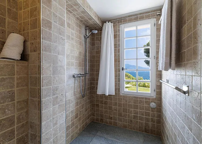 Ocean Breeze * רוקברון-קאפ-מרט